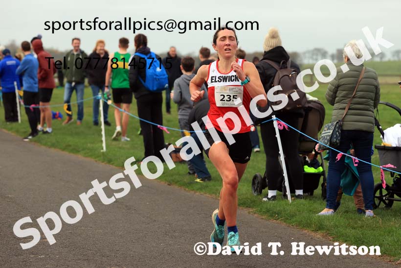 Senior Mens and Womens 2024 Heaton Memorial 10k Road Race, Newcastle Town Moor, Newcastle.   Photo: David T. Hewitson/Sports for All Pics